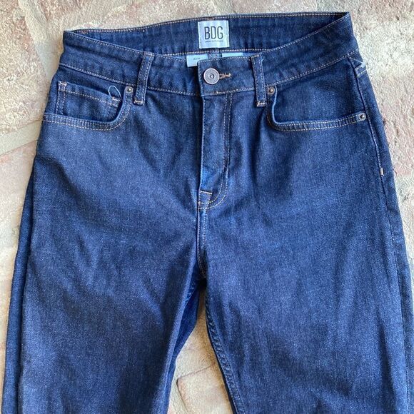BDG Urban Outfitters AXYL High Rise Raw Hem Dark Wash Jeans Size 30 - Picture 4 of 14
